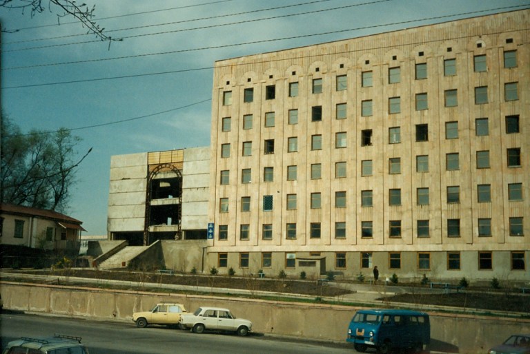 1993-04 Seifullin Street Office Building